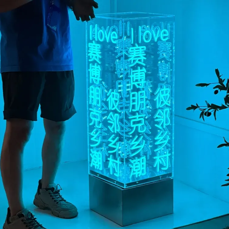Acrylic rotating light box