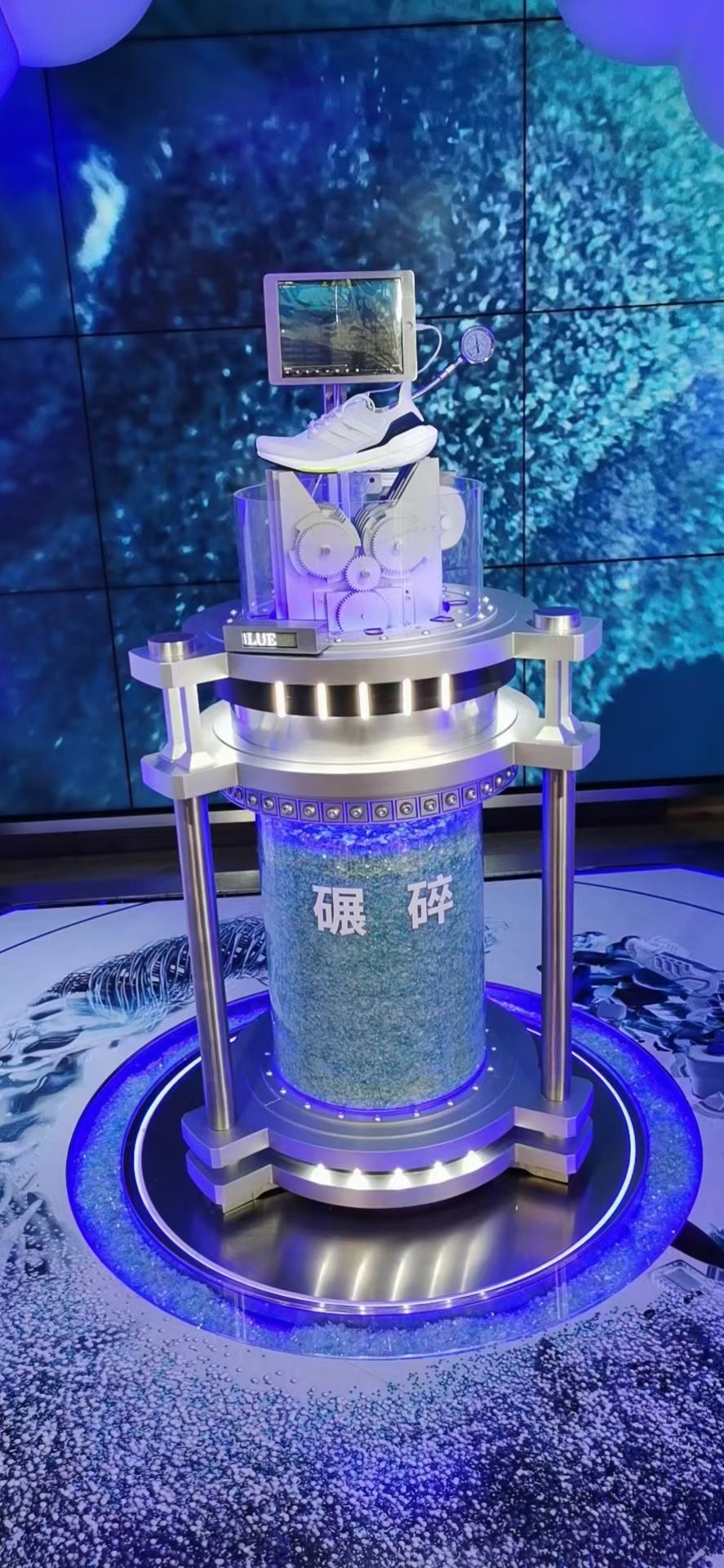 Display props are welcome to be customized by designers and bosses from all industries